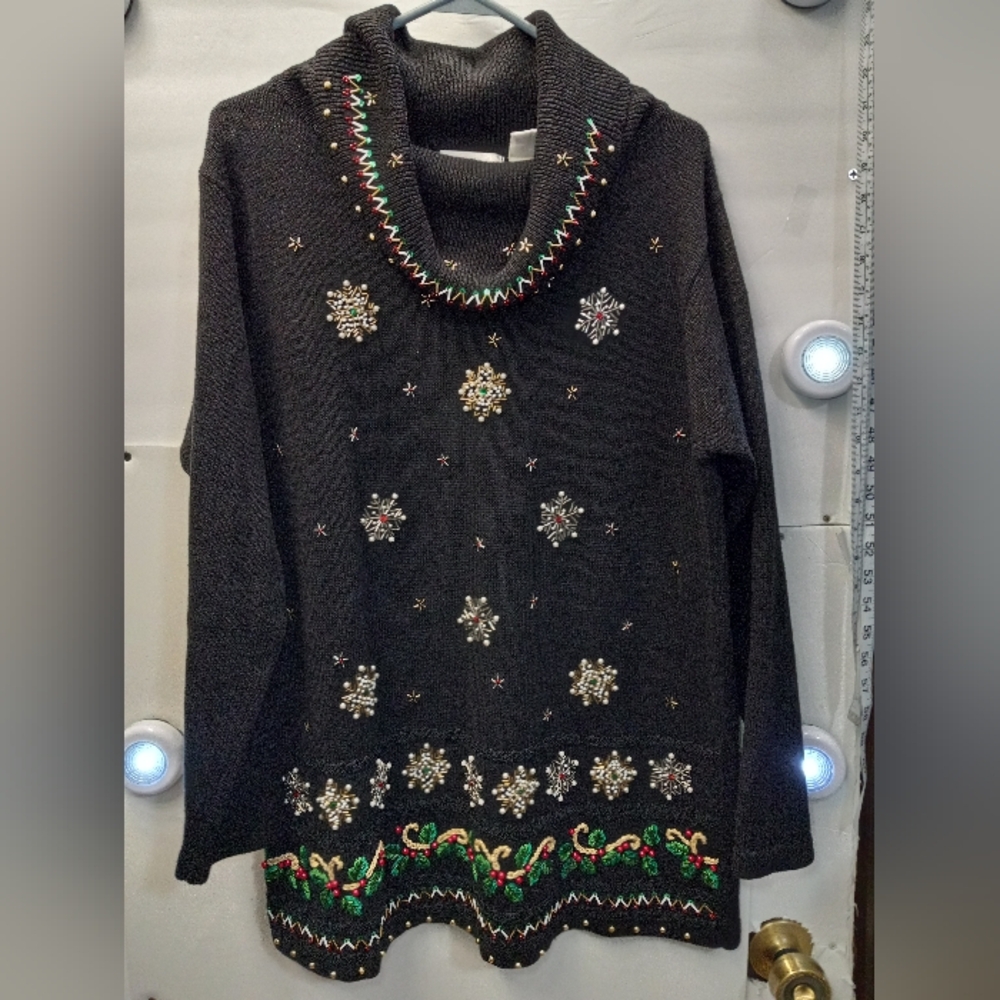 B.P. Design Snowflakes Vintage Holiday Tunic Christmas Sweater  Festive Feminine